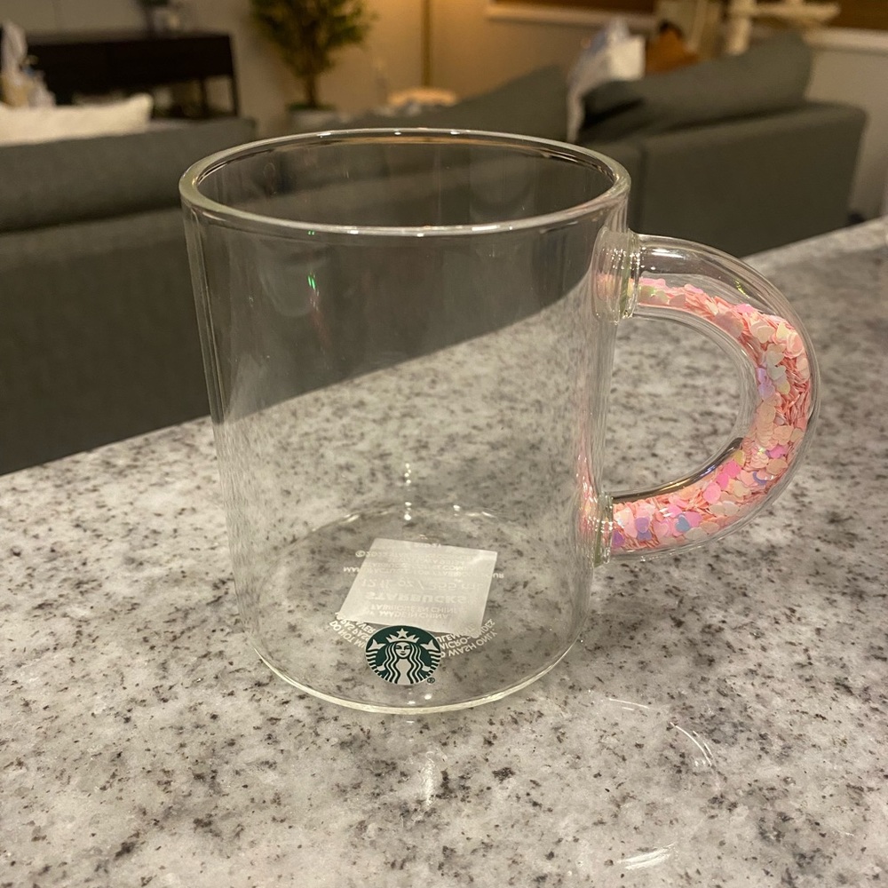 Starbucks 2022 Valentine’s Day mug